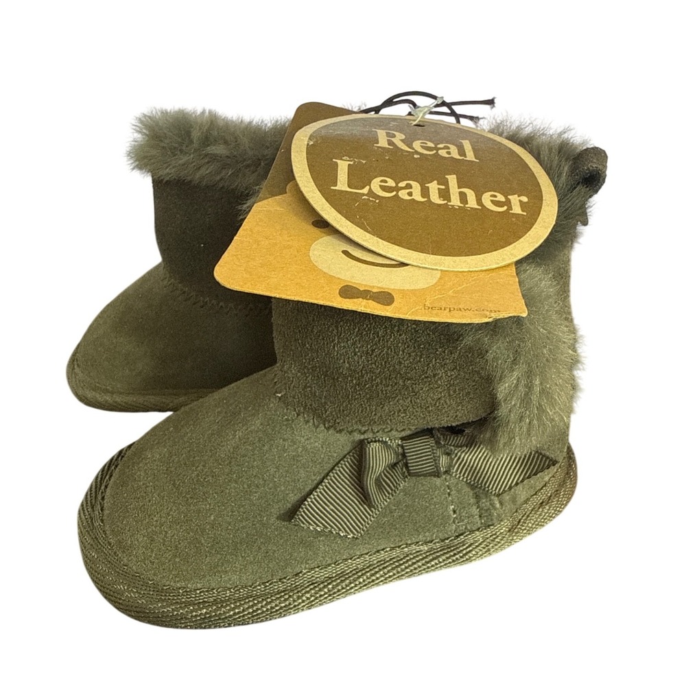 BearPaw NWT FLAWED Mismatch sizes‎ 1 and 2 Infant Girls Gray Cozy
